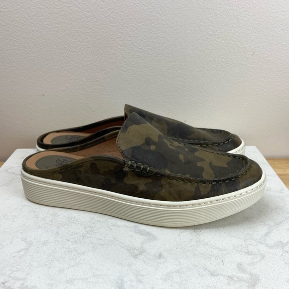NWOT SOFFT Somers Moc Camo Slip On Sneaker Mules Leather - Picture 6 of 13